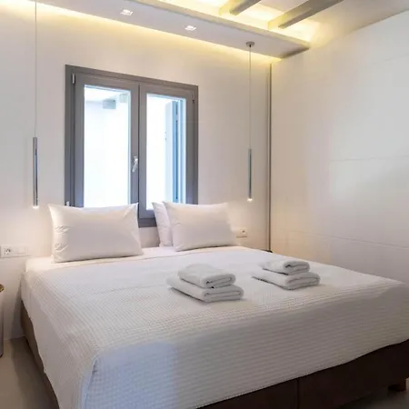 House Mykonos Hotel 3*